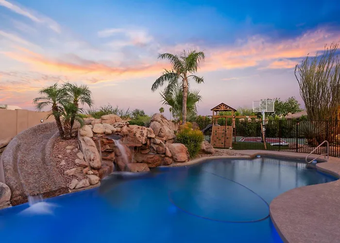 The Good Life Oasis - Luxury 5br - Sleeps 16 * Phoenix
