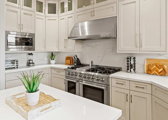 The Good Life Oasis - Luxury 5br - Sleeps 16 * Phoenix