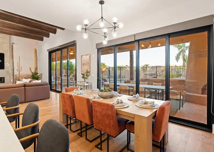 The Good Life Oasis - Luxury 5br - Sleeps 16 * Phoenix