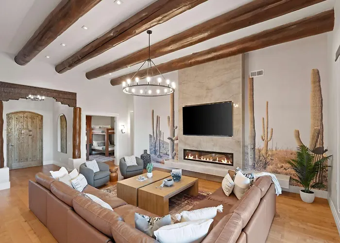 The Good Life Oasis - Luxury 5br - Sleeps 16 Phoenix
