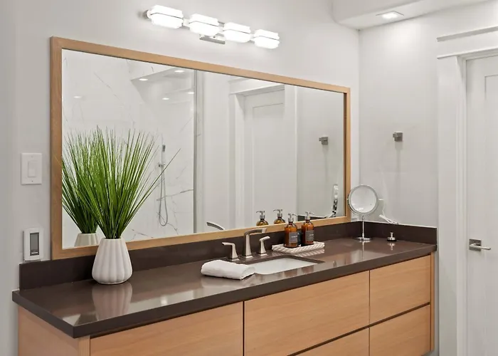 The Good Life Oasis - Luxury 5br - Sleeps 16 Phoenix