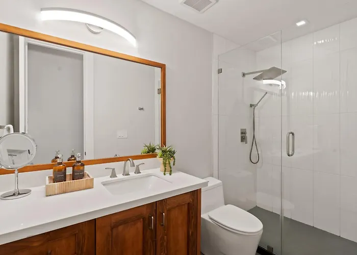 The Good Life Oasis - Luxury 5br - Sleeps 16 Phoenix
