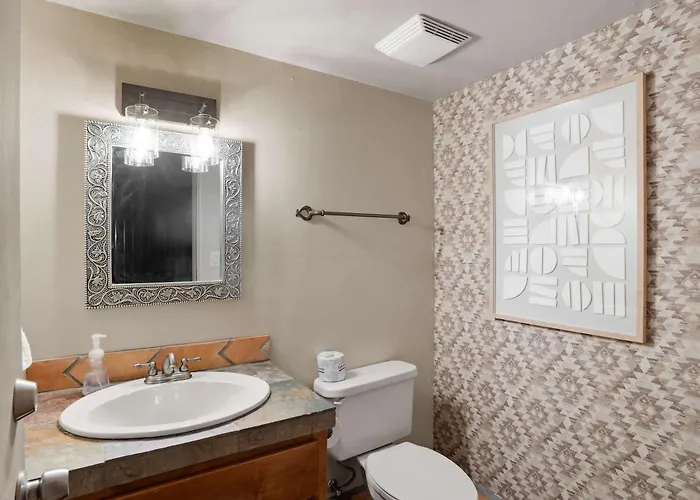 The Good Life Oasis - Luxury 5br - Sleeps 16 *