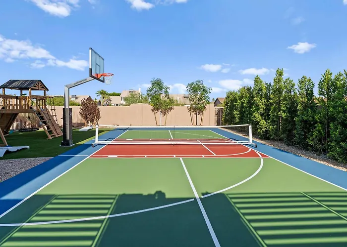 The Good Life Oasis - Luxury 5br - Sleeps 16 Phoenix