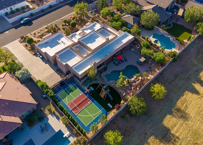 Hébergement de vacances The Good Life Oasis - Luxury 5br - Sleeps 16 Phoenix